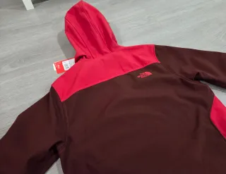 Chaqueta The North Face talla S nueva softshell