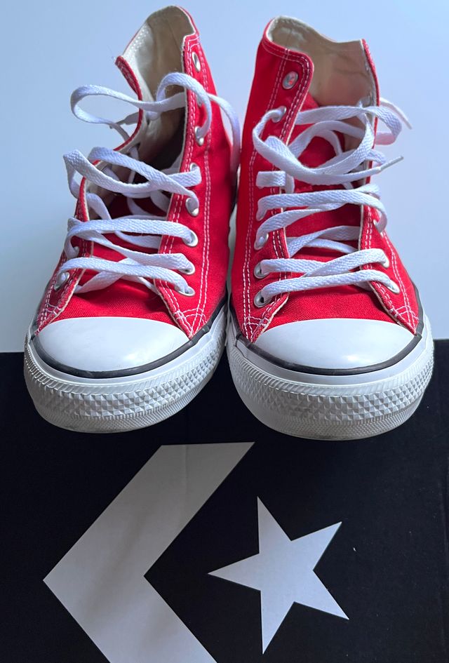 Converse Chuck Taylor Rojas Talla 44.5
