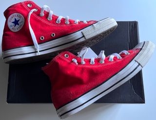 Converse Chuck Taylor Rojas Talla 44.5