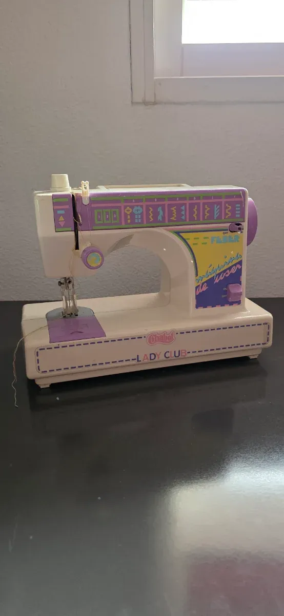 Máquina de coser infantil Chabel Feber