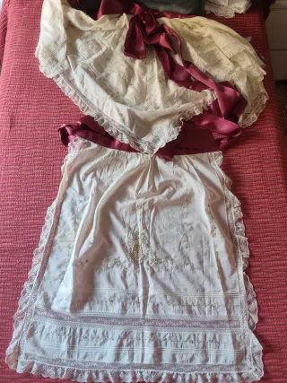 Manteleta huertana muselina bordada