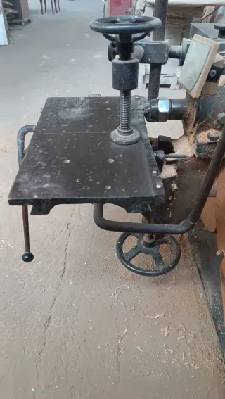 Cepilladora de madera industrial