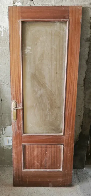 Puerta madera maciza interior