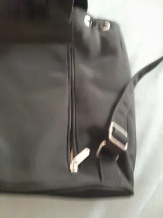 Mochila Negra.
