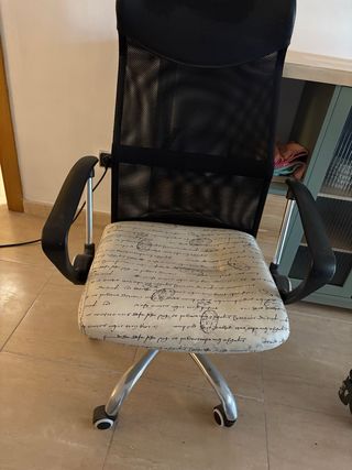Escritorio madera + Silla
