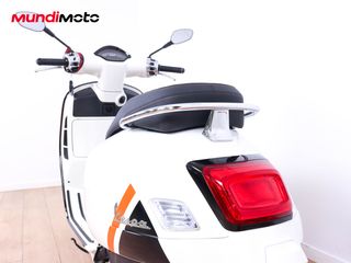 VESPA GTS 125 SUPERSPORT