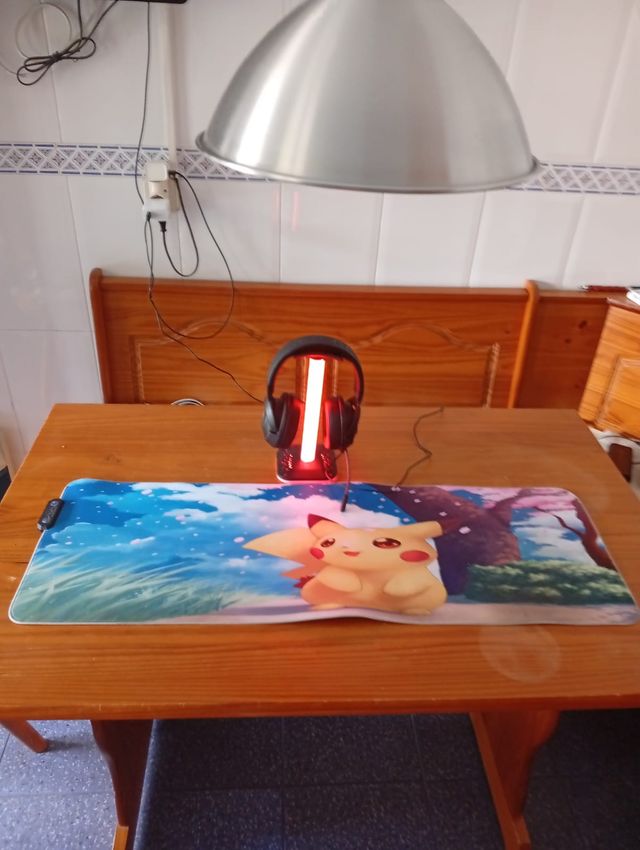 Gaming Cascos Razer, Alfombrilla y Soporte