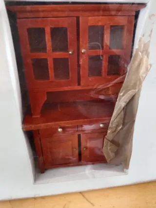 Mobiliario miniatura casa delle bambole