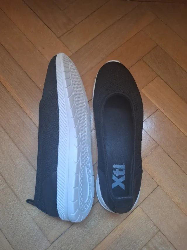 Zapatillas Mujer XTI Talla 38 Negras