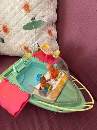 Barco de Juguete con Muñeca Barbie
