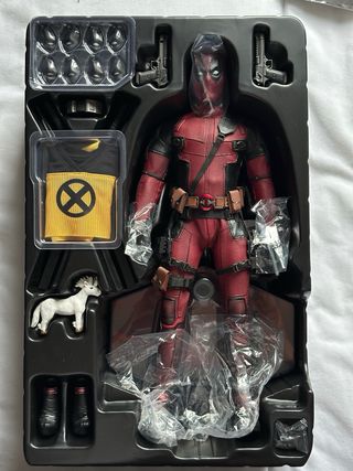 Hot Toys Deadpool 2 Figura 1/6