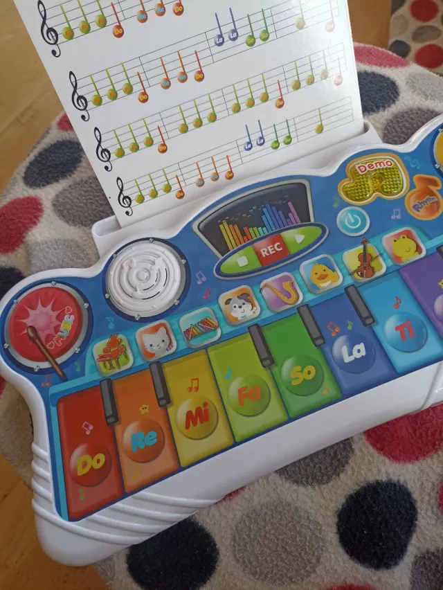 Teclado musical infantil con sonidos de animales