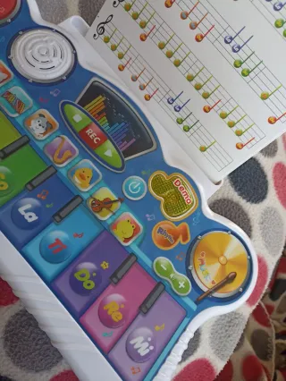 Teclado musical infantil con sonidos de animales