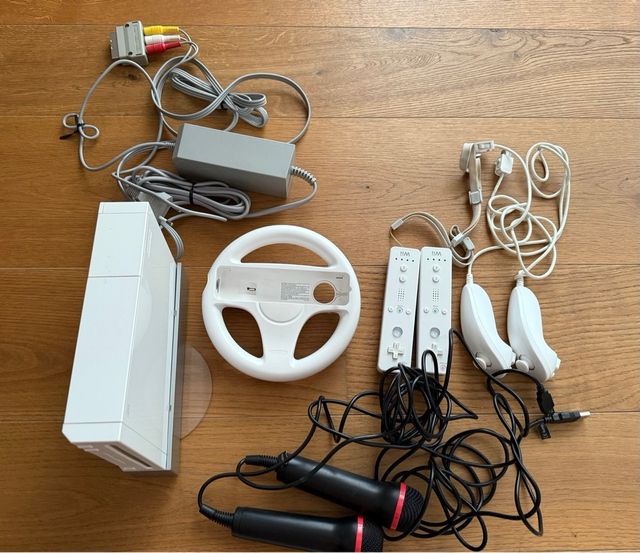 Consola Nintendo Wii Blanca + accesorios