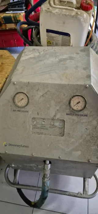 Prensa de agua y aire industrial