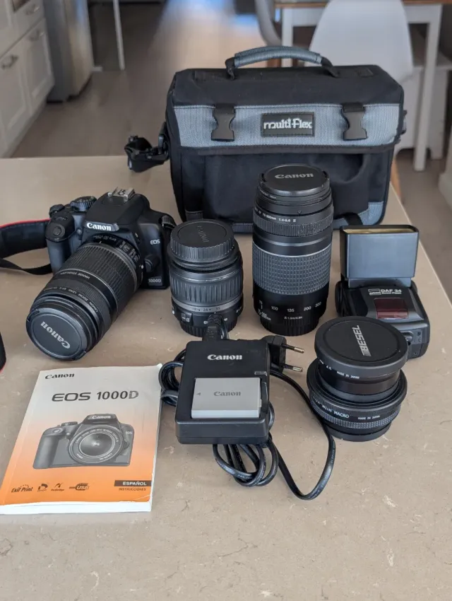 Canon EOS 1000D Kit Lentes y Accesorios