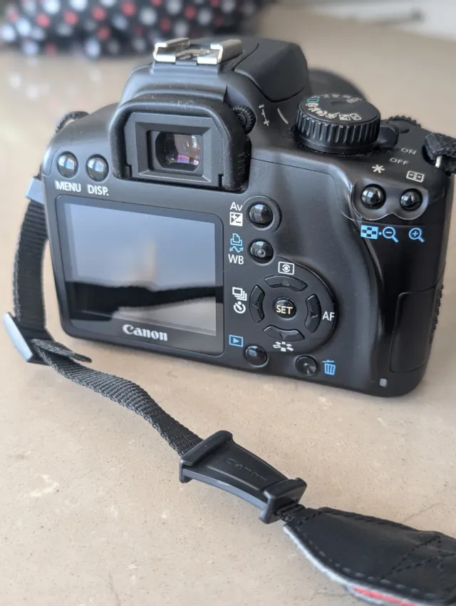 Canon EOS 1000D Kit Lentes y Accesorios