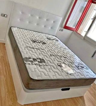 Colchón y canapé abatible