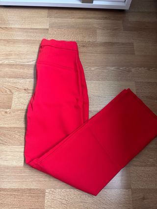 Pantalón Zara mujer rojo