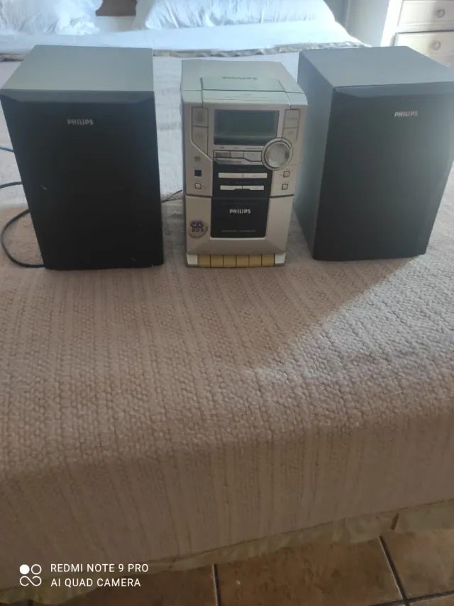 Minicadena Philips CD/Cassette Plata/Negro