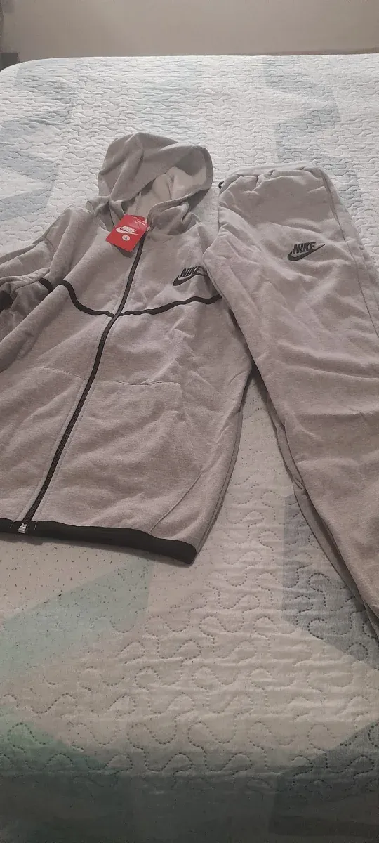 Chándal Nike Gris