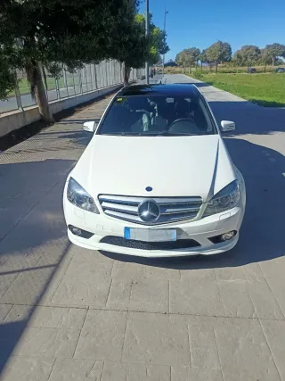 Mercedes-Benz Clase C W204 V6 AMG