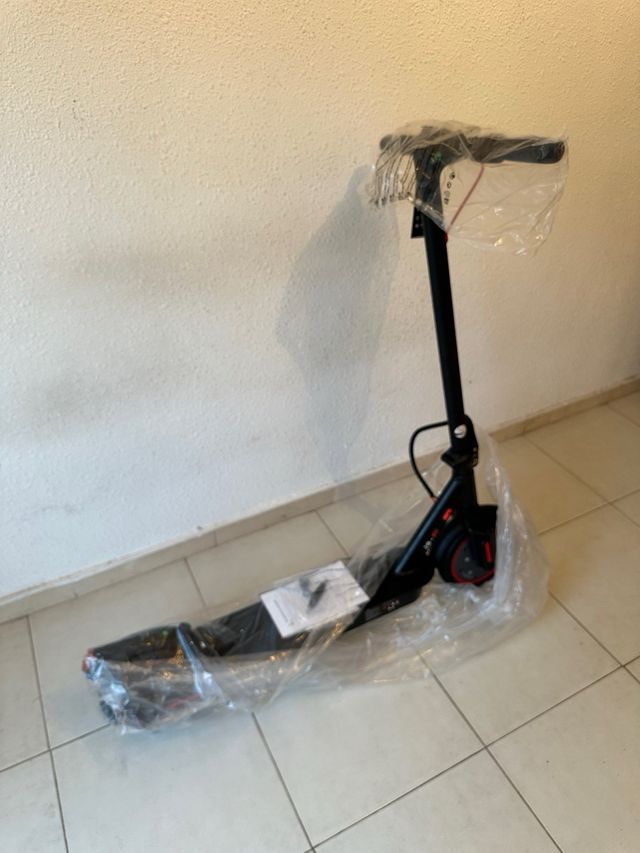 Patinete Eléctrico iScooter i9 sin usar