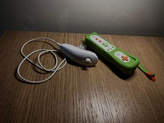 Wii U Negra + Mando + Cargador + Juegos