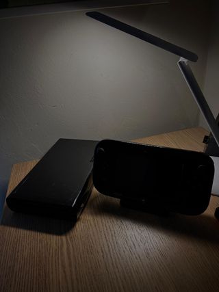 Wii U Negra + Mando + Cargador + Juegos