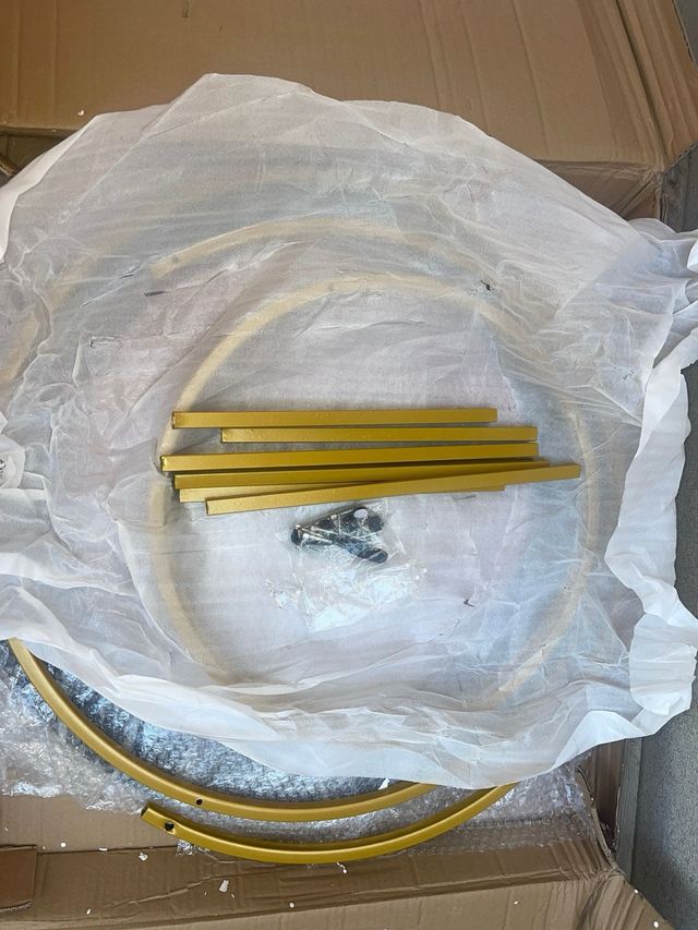 Juego 2 mesas redondas mármol negro/dorado