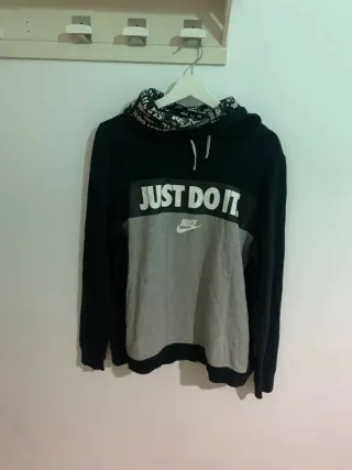 Sudadera Nike Mujer Negra y Gris