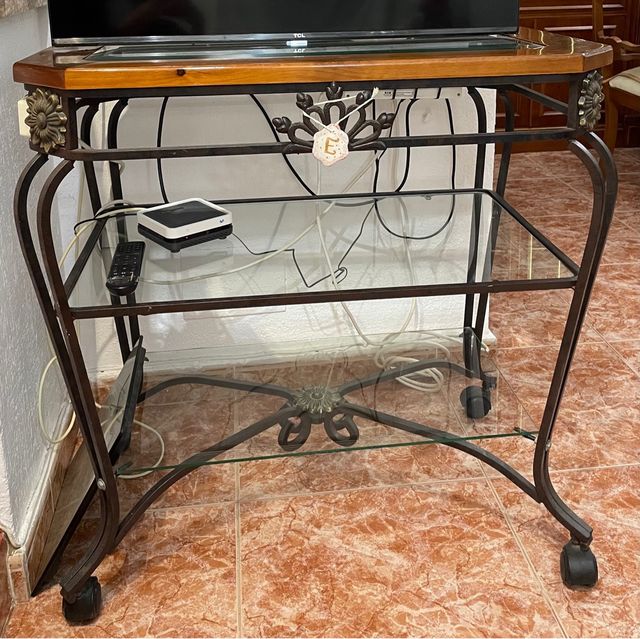 Mueble auxiliar madera, metal y cristal