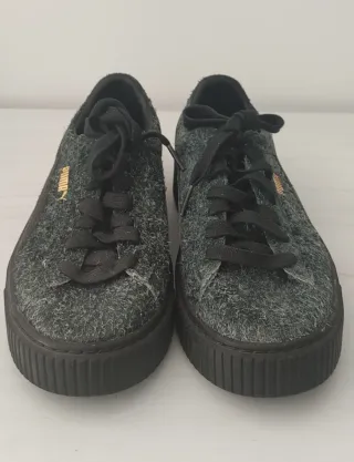 Zapatillas Puma grises y negras