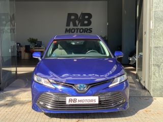 Toyota Camry 2.5 220H Advance