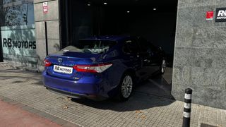 Toyota Camry 2.5 220H Advance