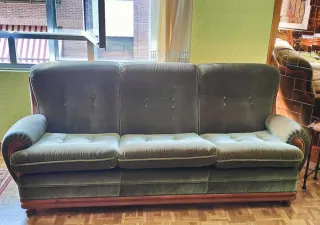 Sofá 3 plazas y 2 sillones antiguos