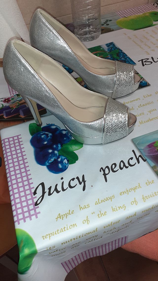 Zapatos de tacón plateados 12 cm