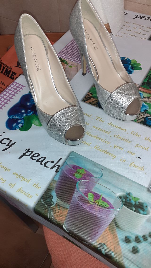 Zapatos de tacón plateados 12 cm