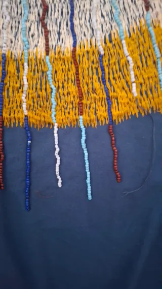 Blusa/Camiseta con bordado y abalorios