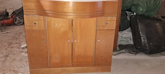 Mueble de madera estilo vintage