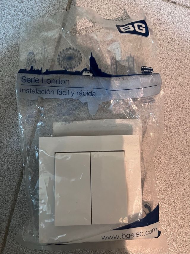 2 Interruptores Dobles Begelec Serie London