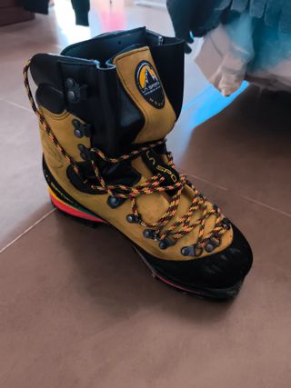 Botas de Alpinismo La Sportiva. Talla 43