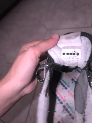 Scarpe Diadora nere e bianche