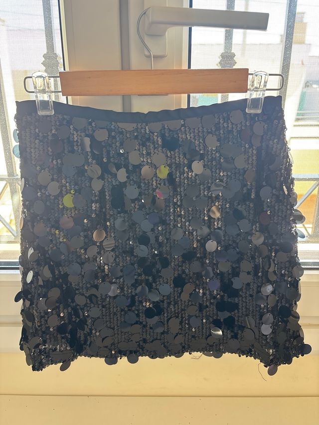 Falda fiesta lentejuelas negra y plateada