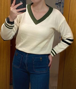 Jersey cuello V verde y blanco