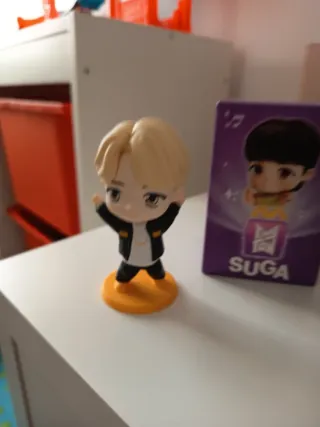 Muñecos McDonald's BTS y Tortugas Ninja