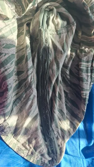 Blusa verde con volantes y estampado