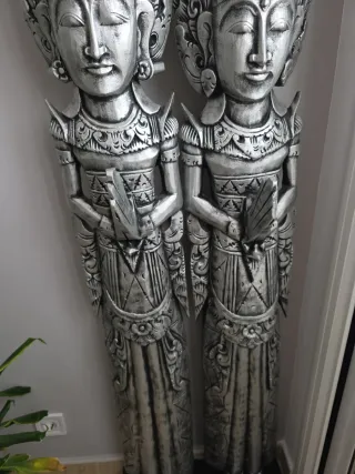 Pareja Figuras Balinesas Madera Enamorados