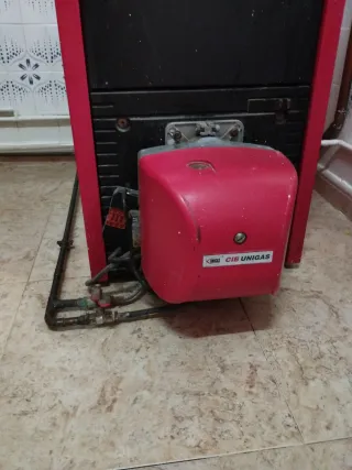 Caldaia gasolio completa con serbatoio omologato