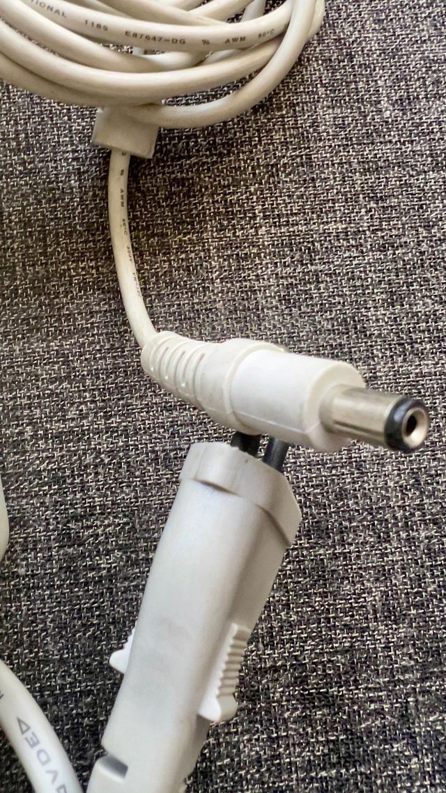 Cargador HP 18V 1.1A C6409-60014